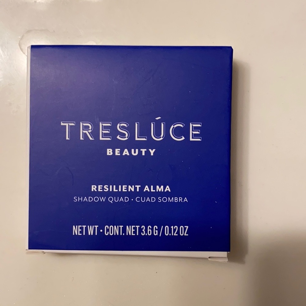 Tresluce eyeshadow